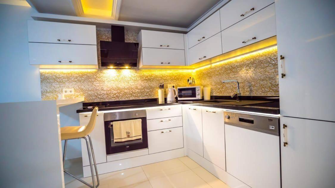 אלאניה Besthome20 Apartments מראה חיצוני תמונה